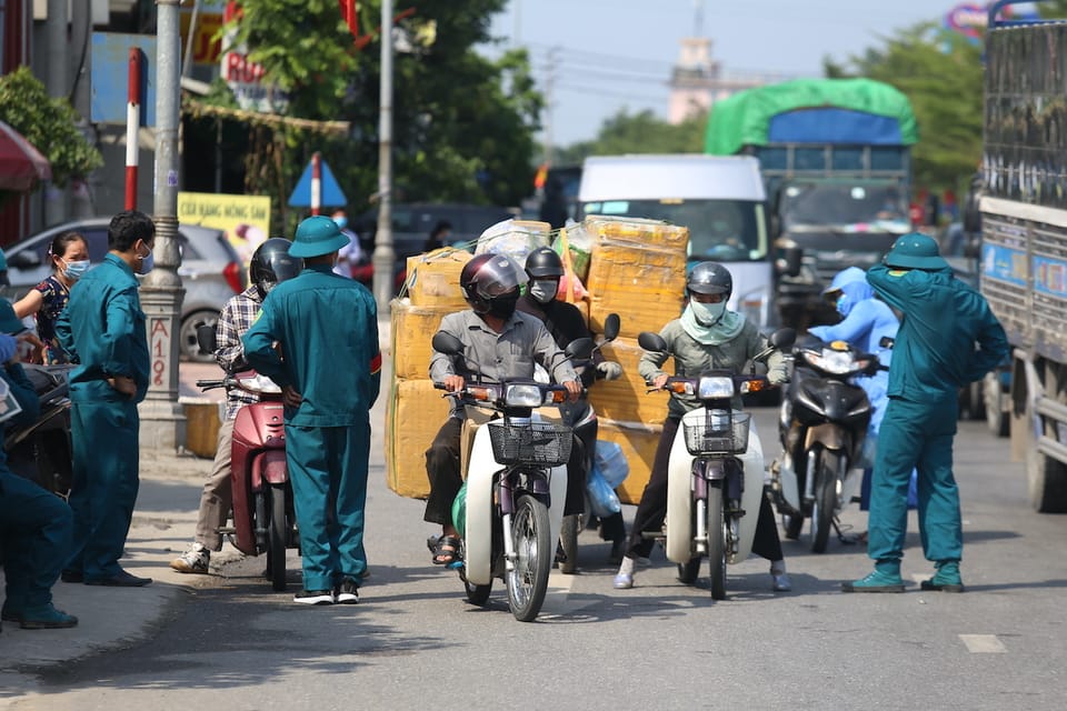 Bắc Ninh phong toả thêm gần 11.000 người