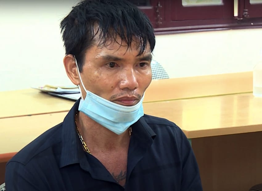 Kẻ bạo hành khai từng tát con 6 tuổi văng khỏi giường