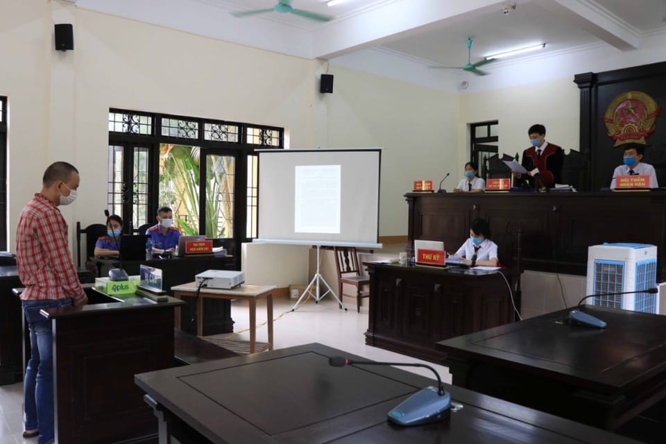 Nhận 36 tháng tù vì lăng mạ công an, làm lây Covid-19